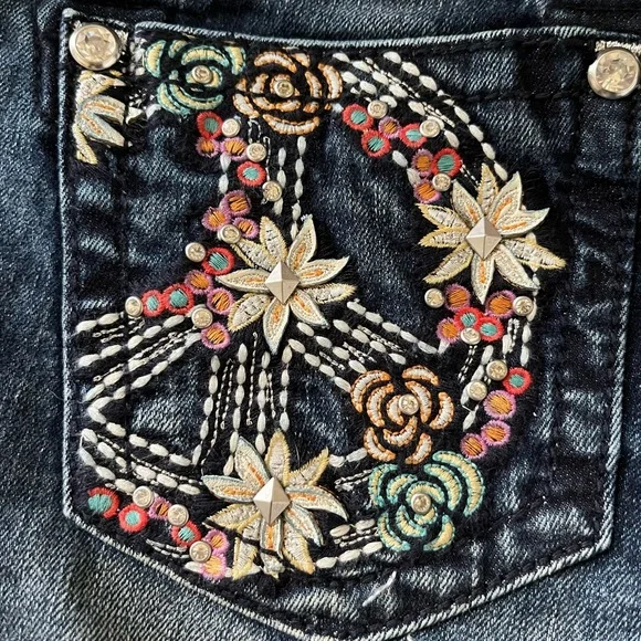 Miss Me Bermuda Size 26 - Picture 9 of 10